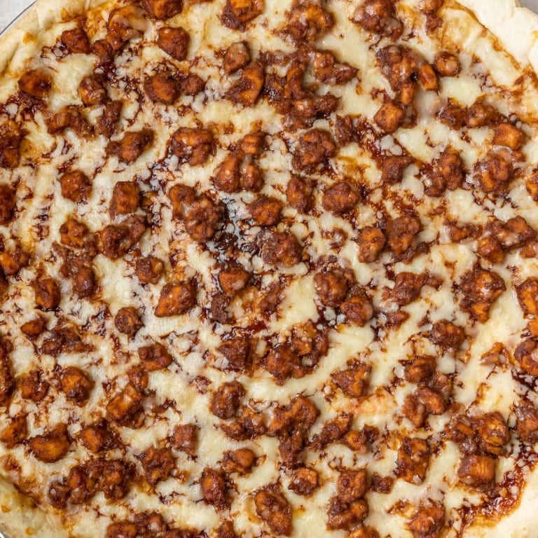 BBQ Chicken Pizza Delight